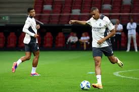 从莱万多夫 从莱万多夫